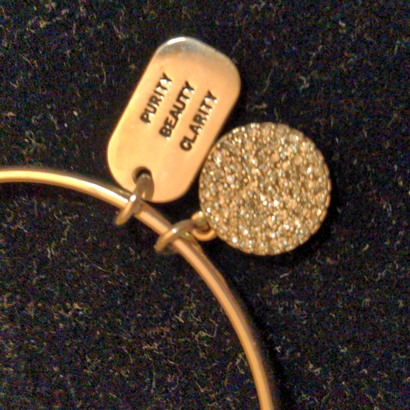 ❤️ BCB Generation Share The Love Bracelet - Picture 4 of 5